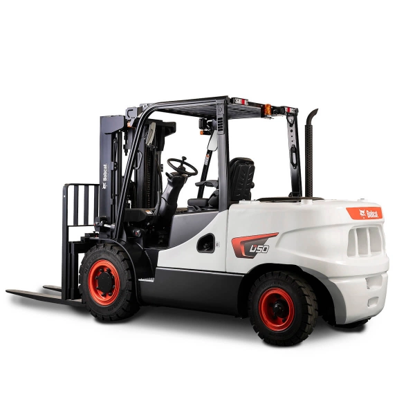 bobcat-d50c-5-2024-xe-nang-dau-5-tan-1